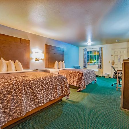 Turlock Inn מראה חיצוני תמונה